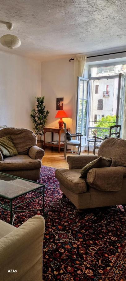 Apartment In The Heart Of Cotignac Exterior photo